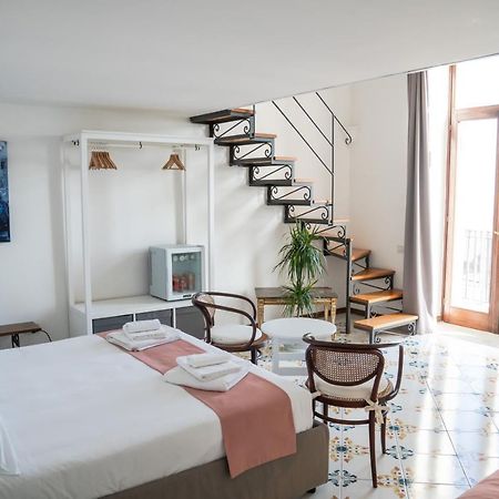 Le Stanze Di Sissi - Luxury Suites Nápoly Kültér fotó