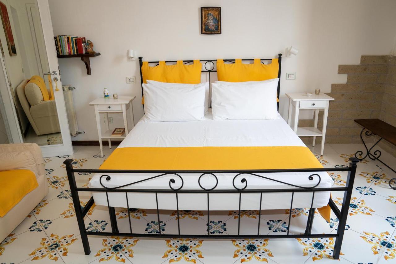Le Stanze Di Sissi - Luxury Suites Nápoly Kültér fotó
