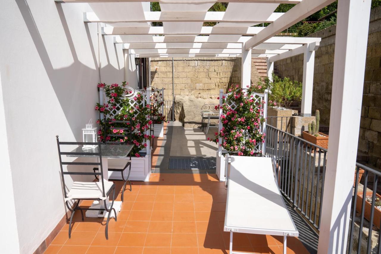 Le Stanze Di Sissi - Luxury Suites Nápoly Kültér fotó
