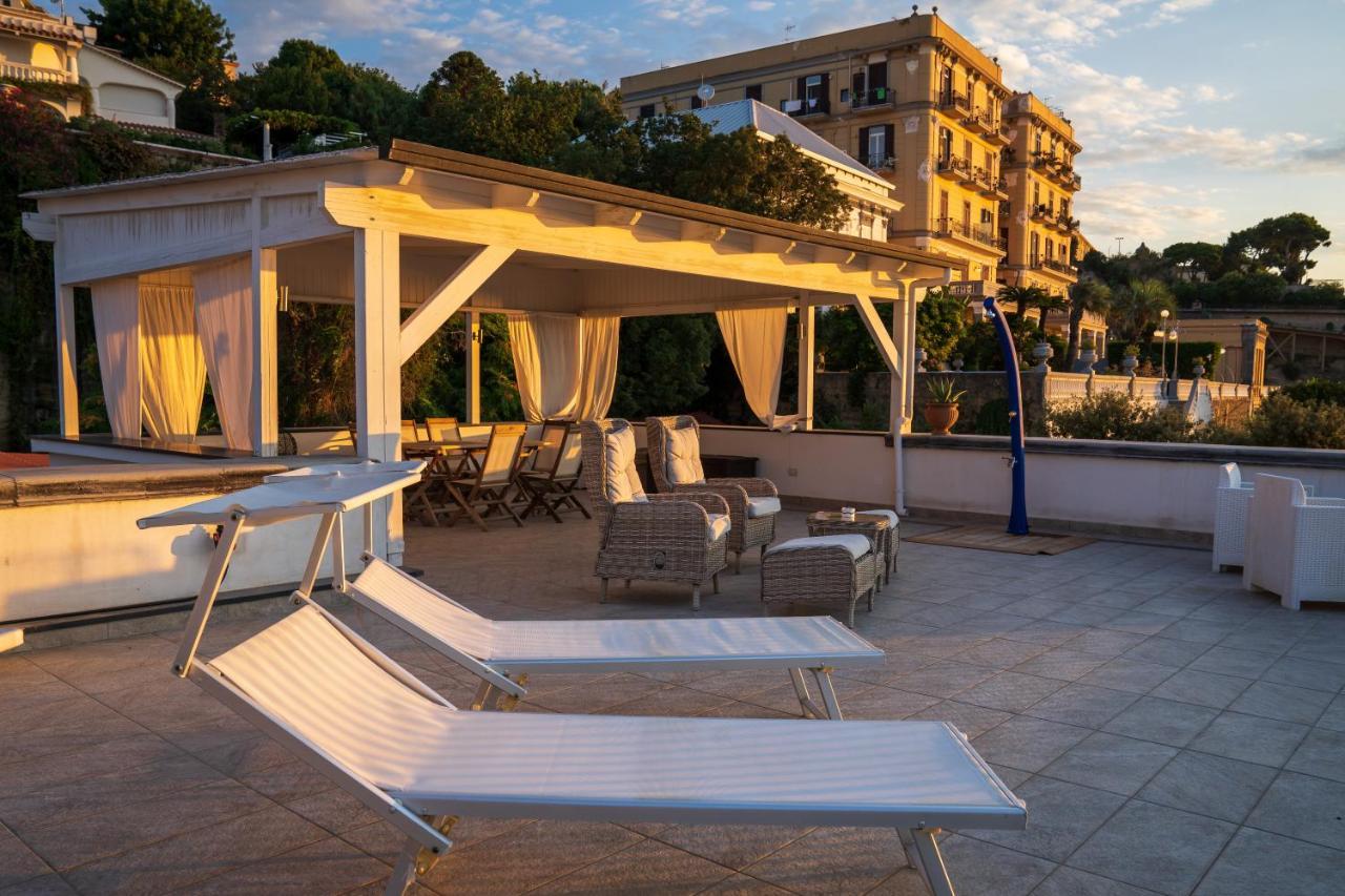 Le Stanze Di Sissi - Luxury Suites Nápoly Kültér fotó