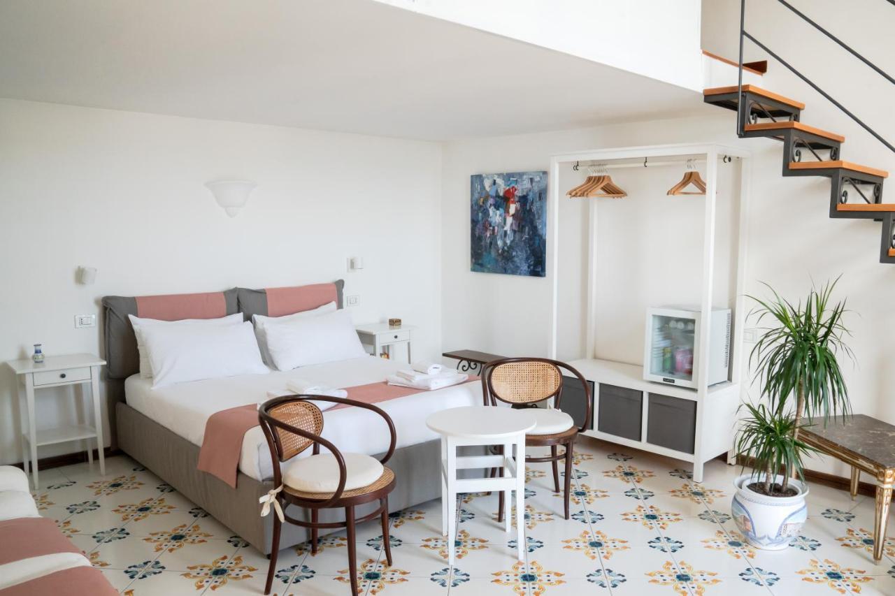 Le Stanze Di Sissi - Luxury Suites Nápoly Kültér fotó